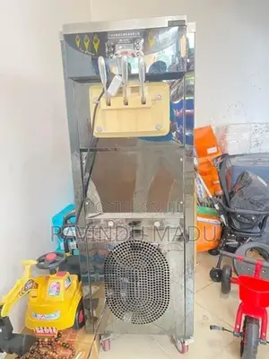 Ice Cream Machine