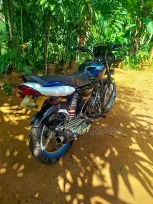 Bajaj Discover 125 2005
