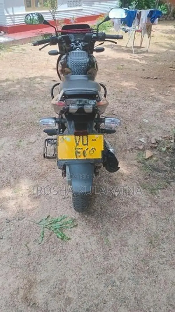 Bajaj Pulsar 150 2010