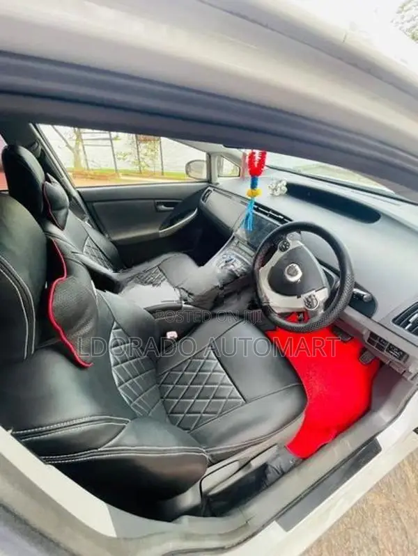 Toyota Prius S Touring 2015