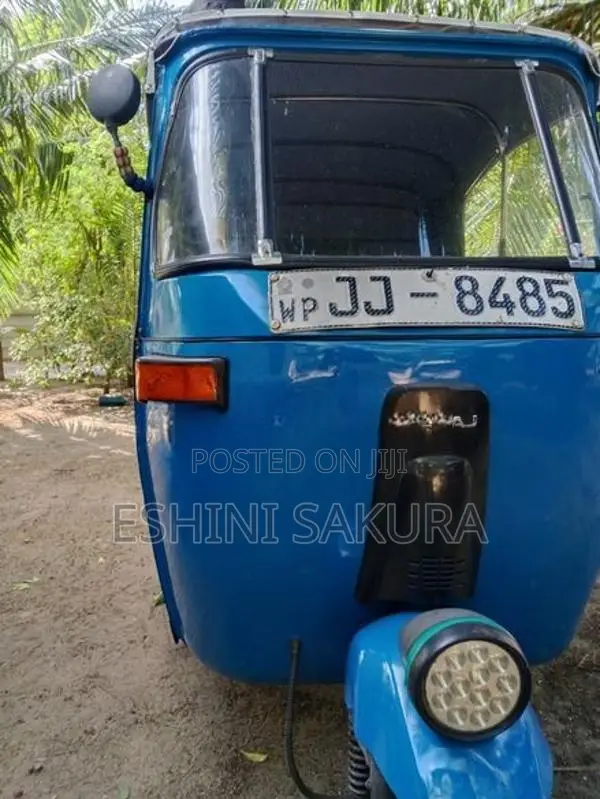 Bajaj RE 2 storke 2005
