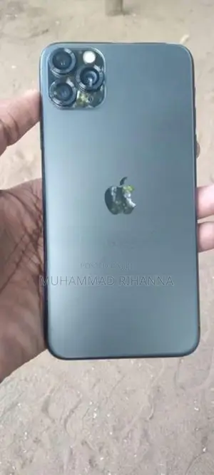 Apple iPhone 11 Pro Max (Used)