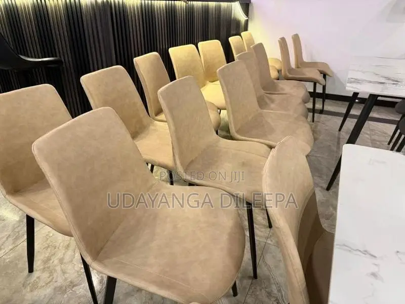 Restaurant Dining Table with Cushion Chairs