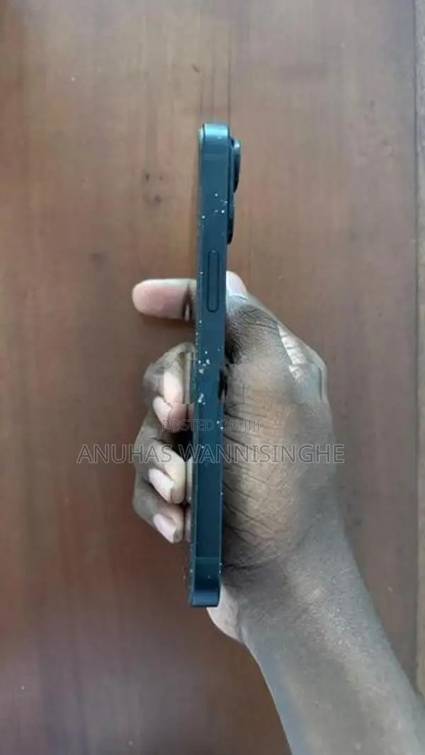 Apple iPhone 14 (Used)