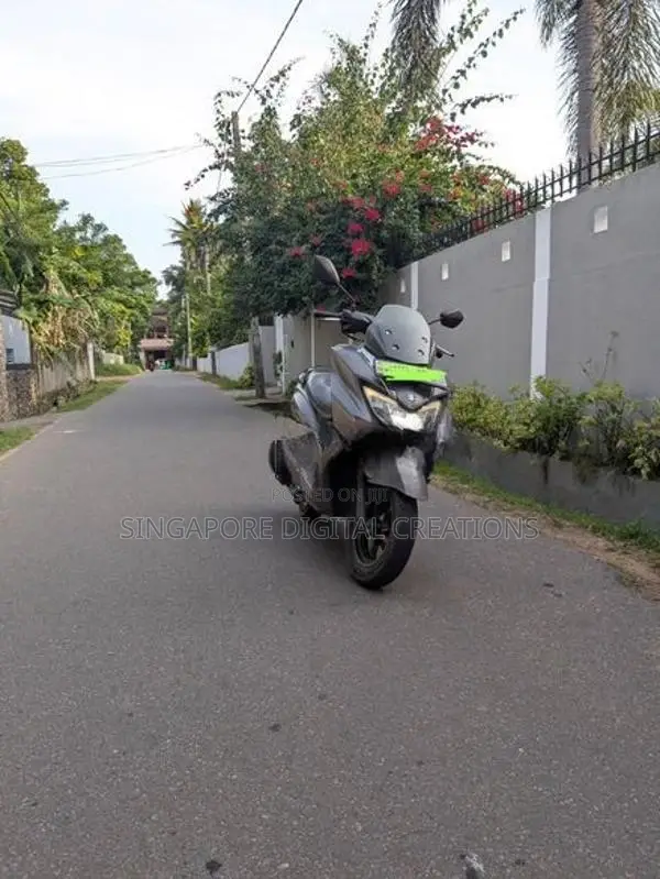 Suzuki Burgman 125 2018