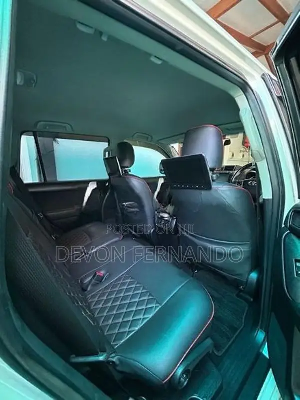 Toyota Land Cruiser Prado TX 2015