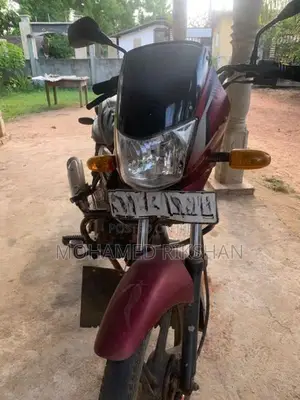 Bajaj Platina 125 2011