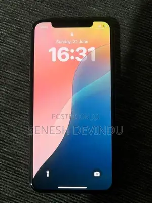 Apple iPhone XS (Used)