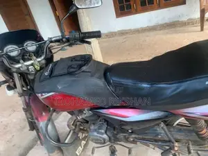 Bajaj Platina 125 2011