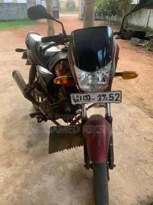 Bajaj Platina 125 2011