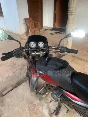 Bajaj Platina 125 2011