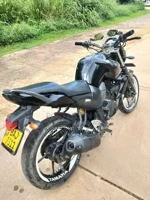 Yamaha FZ 16 2013