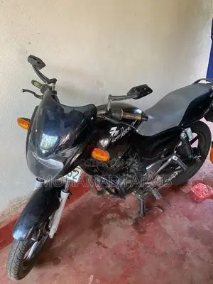 Bajaj Pulsar 180 2004