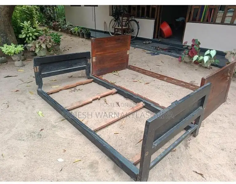 Used 3x6 Bed with Wooden