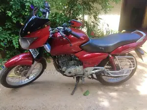 Bajaj Pulsar 150 2004