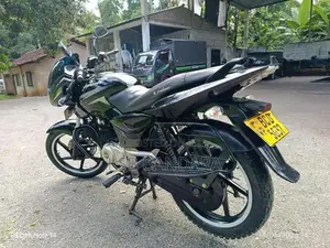 Bajaj Pulsar 150 2015