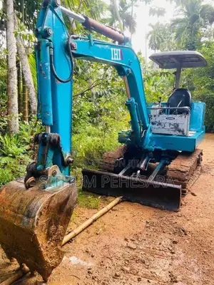 Isuzu IHI GX30 Excavator