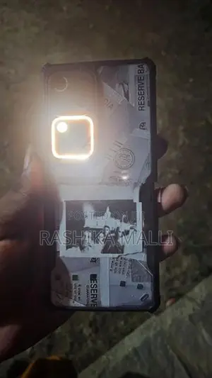 Vivo V30e (Used)