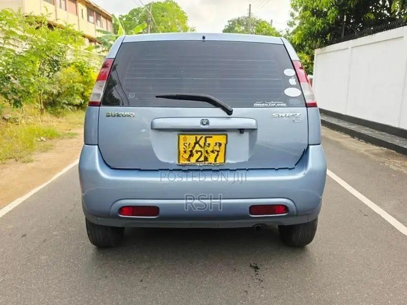 Suzuki Swift Auto Centre 2004