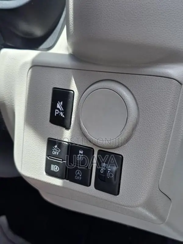 Daihatsu Mira X Limited 2025