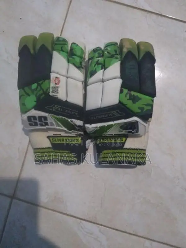 Cricket Full Set