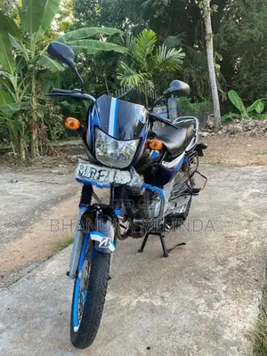 Bajaj CT100 KS 2017