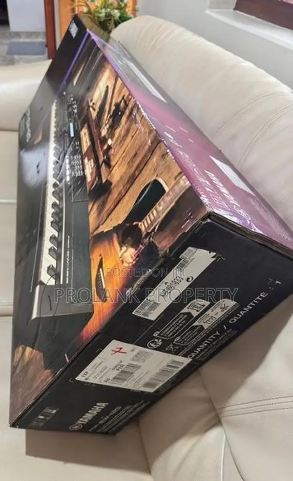 Yamaha PSR-EW425 Keyboard Brand New
