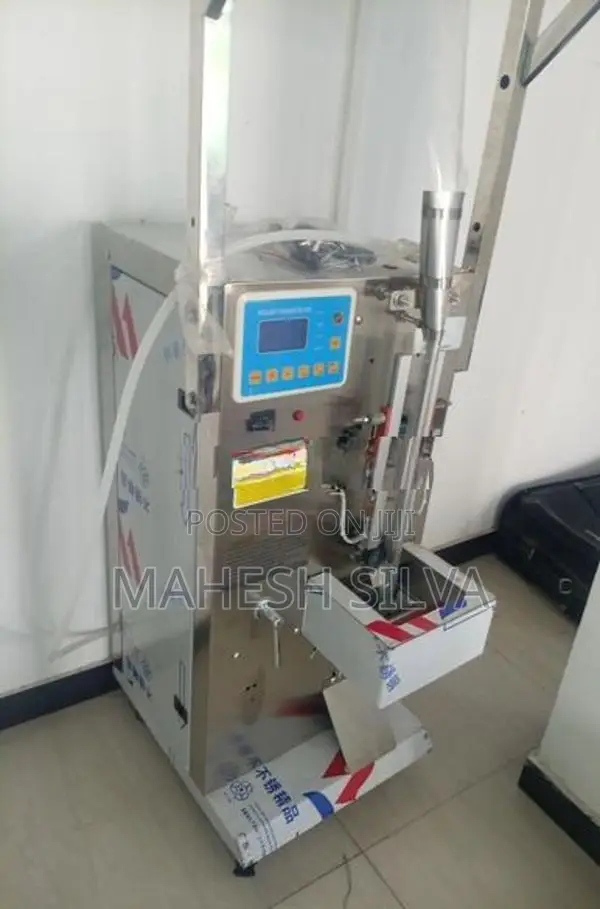 අයිස් පැකට් මැශින්