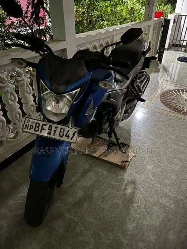 Honda Hornet 2017