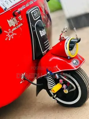 Bajaj RE 2003