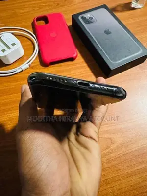 Apple iPhone 11 Pro (Used)