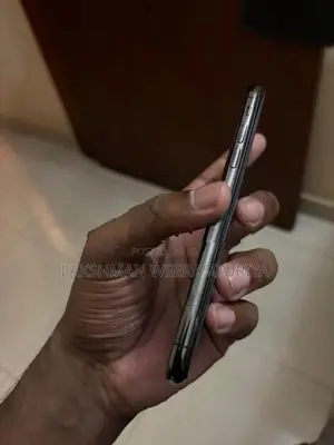 Apple iPhone X (Used)