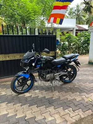 Bajaj Pulsar 180 2012