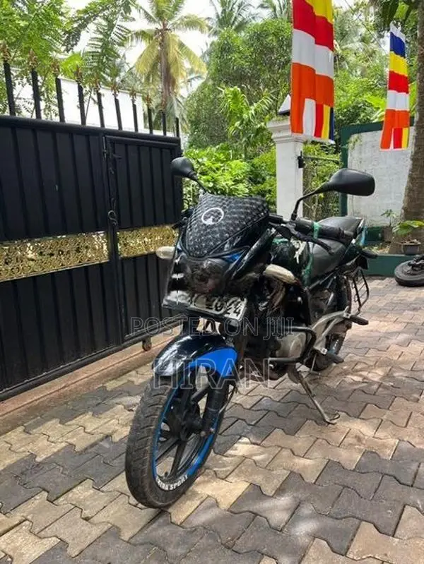 Bajaj Pulsar 180 2012