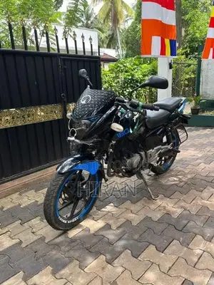 Bajaj Pulsar 180 2012