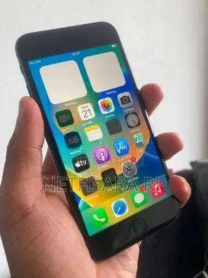 Apple iPhone 8 Black (Used)