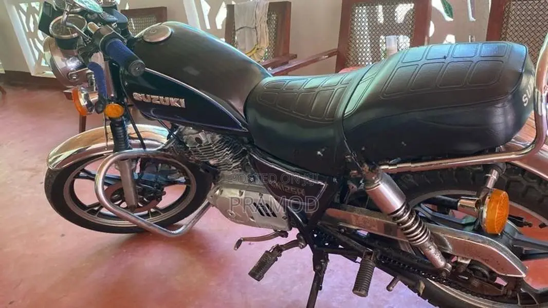 Suzuki GN 125 2006