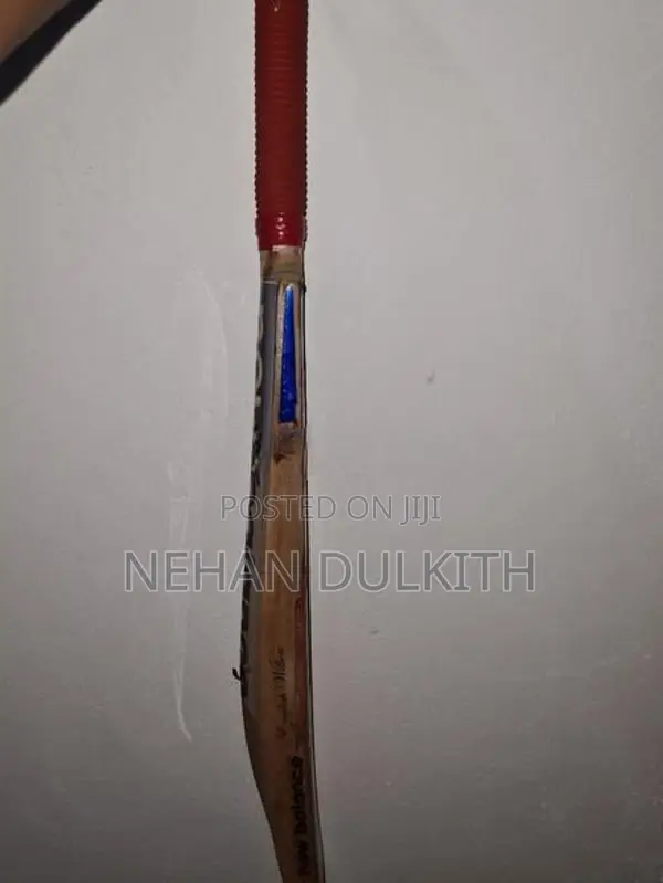 NB Leather Bat