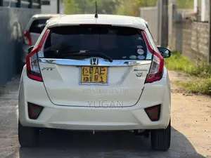 Honda Fit GP5 L Grade 2014