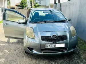 Toyota Vitz KSP90 2007