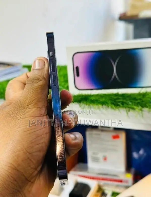 Apple iPhone 14 Pro (Used)