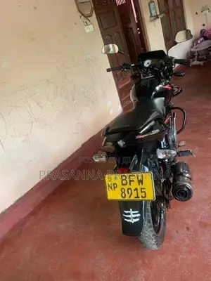 Bajaj Pulsar 150 2017