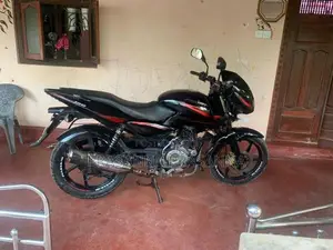 Bajaj Pulsar 150 2017