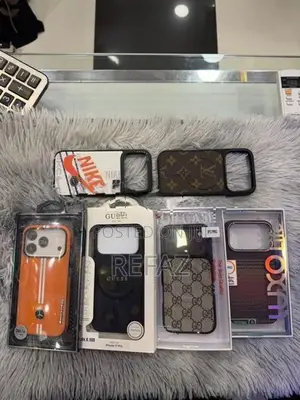 Apple Iphone 17 Pro Covers