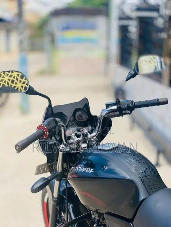 Bajaj Discover 2010