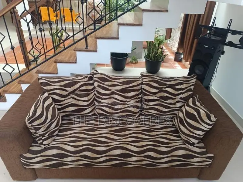 3+1+1 Sofa Set with Coffee Table