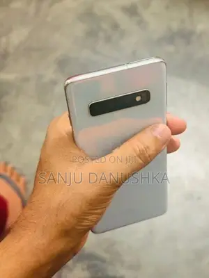Samsung Galaxy S10 128GB (Used)