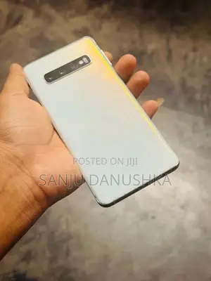 Samsung Galaxy S10 128GB (Used)