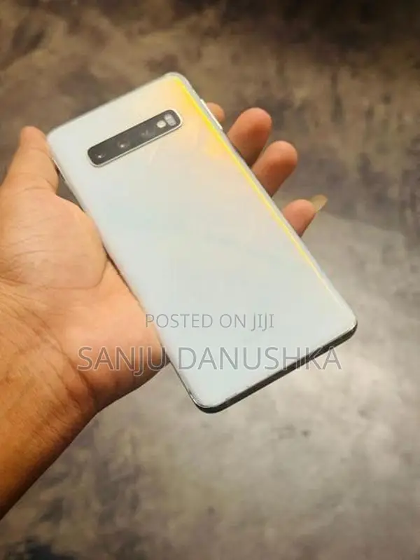 Samsung Galaxy S10 128GB (Used)