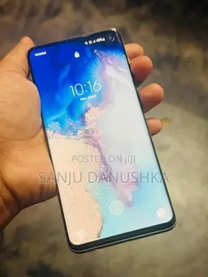Samsung Galaxy S10 128GB (Used)